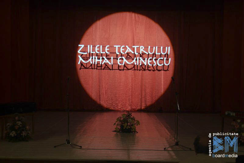 2008 - Numar record de spectatori in salile Teatrului Mihai Eminescu!