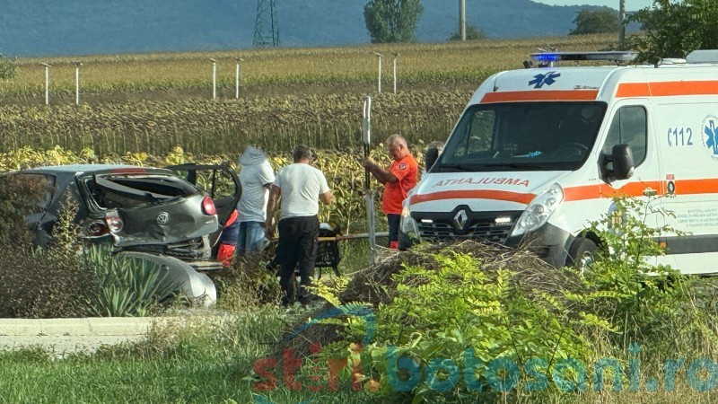 Accident violent pe un drum intens circulat din Botoșani, o Ambulanță a ajuns la fața locului! (Foto)