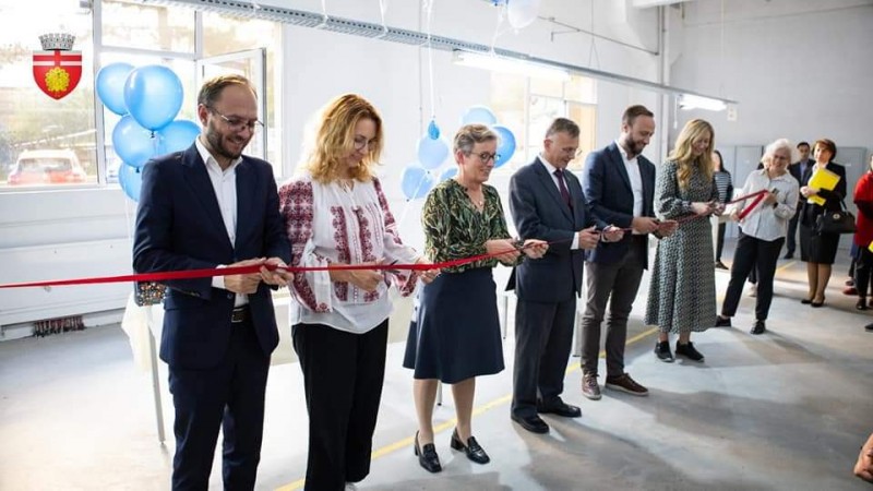 Ambasadorul Regatului Danemarcei, Uffe Balslev, a participat la inaugurarea unei fabrici noi în industria ușoară, în Botoșani