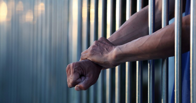 Bărbat condamnat la 7 luni de închisoare pentru lovire