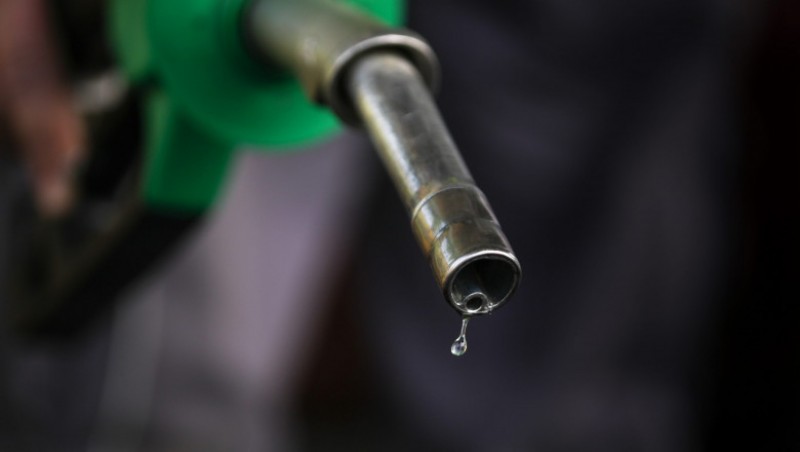 Benzina a revenit la prețul dinaintea începerii războiului în Ucraina