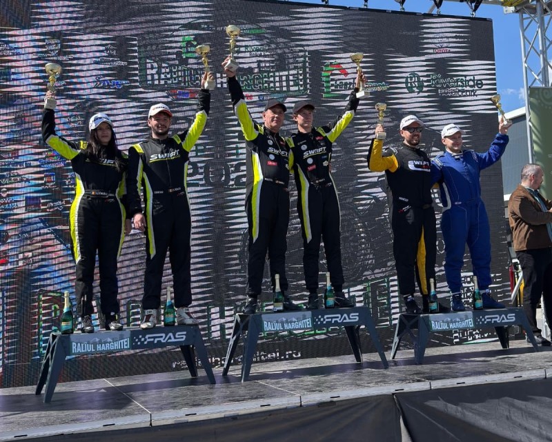 Botoșănenii Rareș Dranca și Șerban-Andrei Ivan au urcat pe podium la Raliul Harghitei! (Foto)