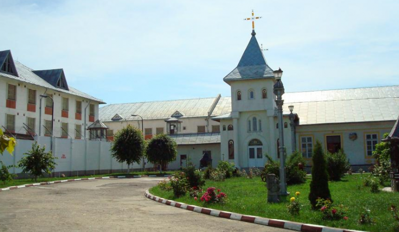 Zi de sărbătoare la Penitenciarului Botoșani, în duminica închinată tuturor sfinților 