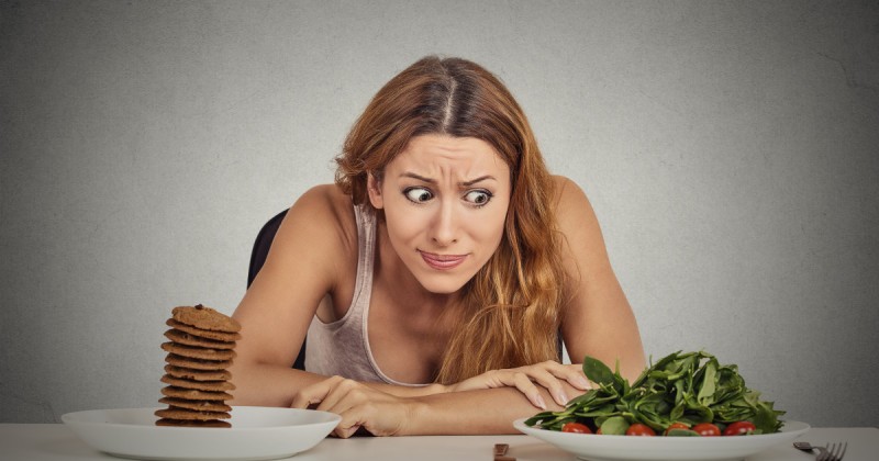 Ce se întâmplă în corpul tău dacă nu mănânci o zi întreagă