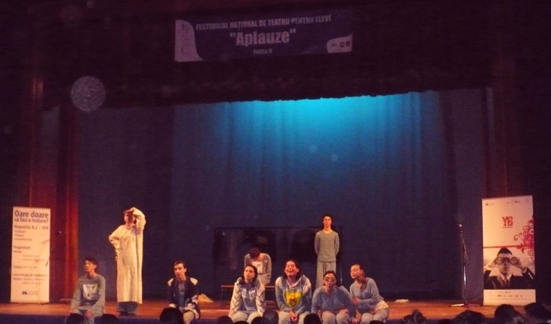 CEI MAI BUNI! Razvan Amitroaei si trupa ECHO, succes la Festivalul National de Teatru Constanta!