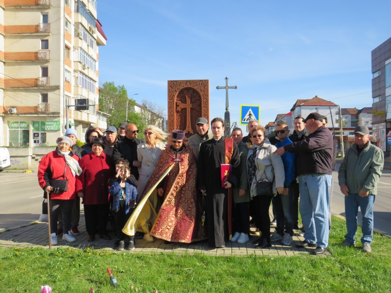 Comemorare la kilometrul 0 al armenilor din Botoșani: ”24 aprilie este o zi nefastă pentru poporul armean!” - FOTO