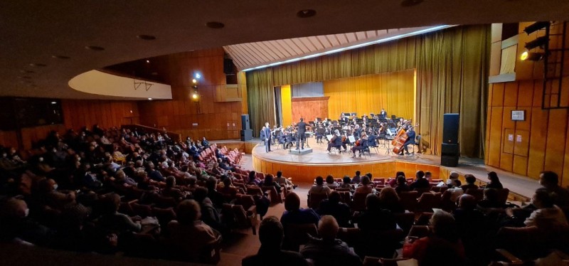 Concert inedit de Ziua Îndrăgostiților. Paula Seling și Cezar Ouatu vor urca pe scenă alături de orchestra Filarmonicii din Botoșani