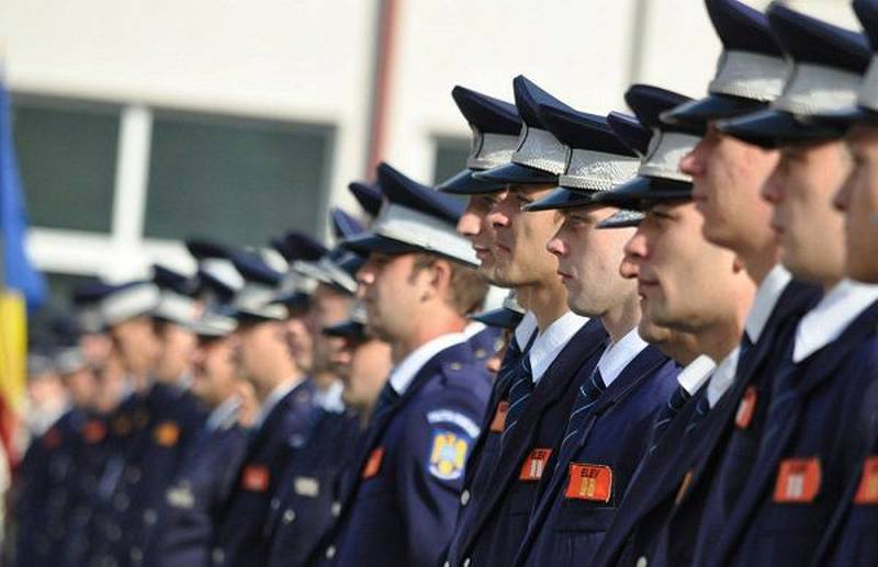 Concurs pentru ocuparea a peste 2.200 de posturi în Poliția Română, prin încadrare directă. Înscrierile se pot face până săptămâna viitoare