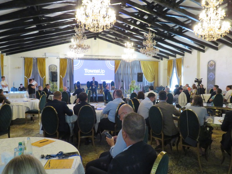 Darabani. Sau ce se întâmplă atunci când Nordul devine Centru și se transformă într-un Forum de idei! - FOTO