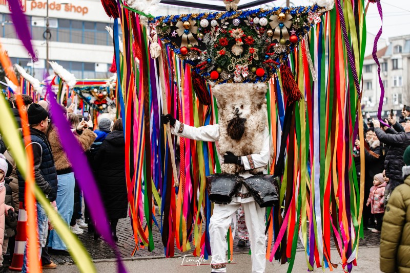 Datini și Obiceiuri de Iarnă: Festivalul care unește mii de oameni la Botoșani! (Foto, Video)