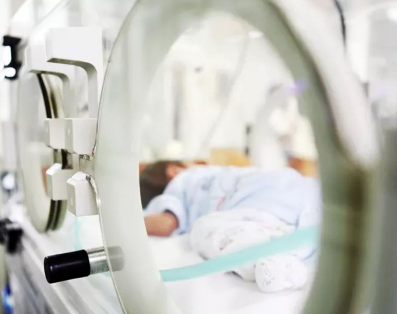 Decizie istorică la Suceava: Spital obligat să plătească daune morale de 650.000 de euro pentru familia unui bebeluș mort