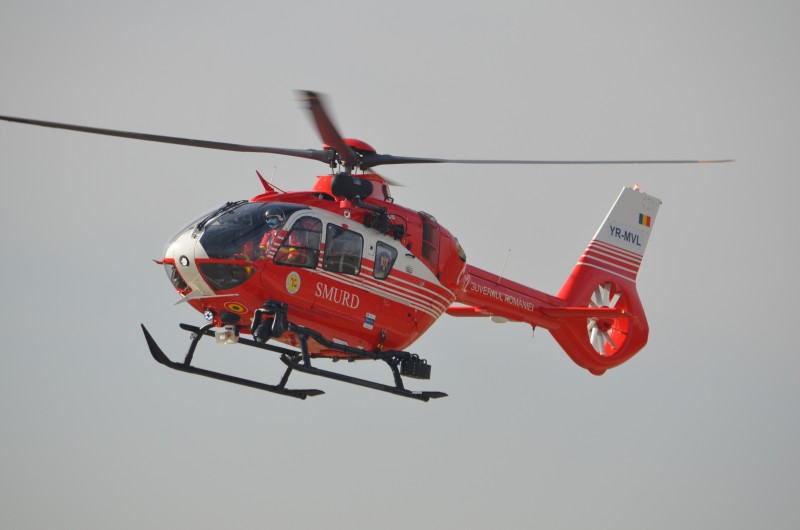 Elicopter SMURD solicitat la Botoșani, pentru a prelua un pacient cu infarct