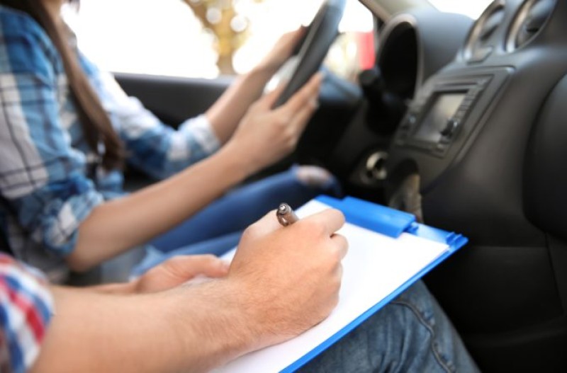 „Fabrica” de instructori auto dăunează grav viitorilor șoferi. Gelu Graur: „Ce e ușor e fake” (Video)