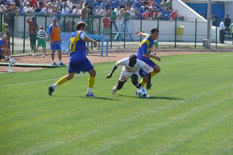 FCM Bacău - FC Botoşani 1-0 (0-0): Agenţii 005