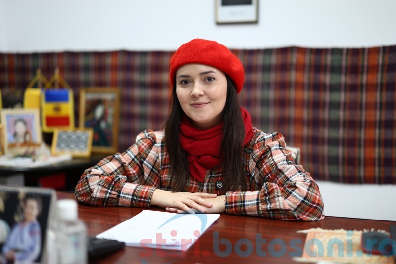 Festival de Romanțe, muzică de petrecere și cântec satiric la Botoșani. Iustina Irimia-Cenușă: „Va fi o seară elegantă” (Video)