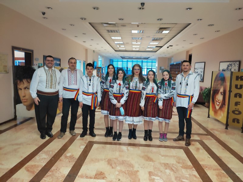Idei și valori românești, promovate în Turcia de un grup de elevi și profesori din județ