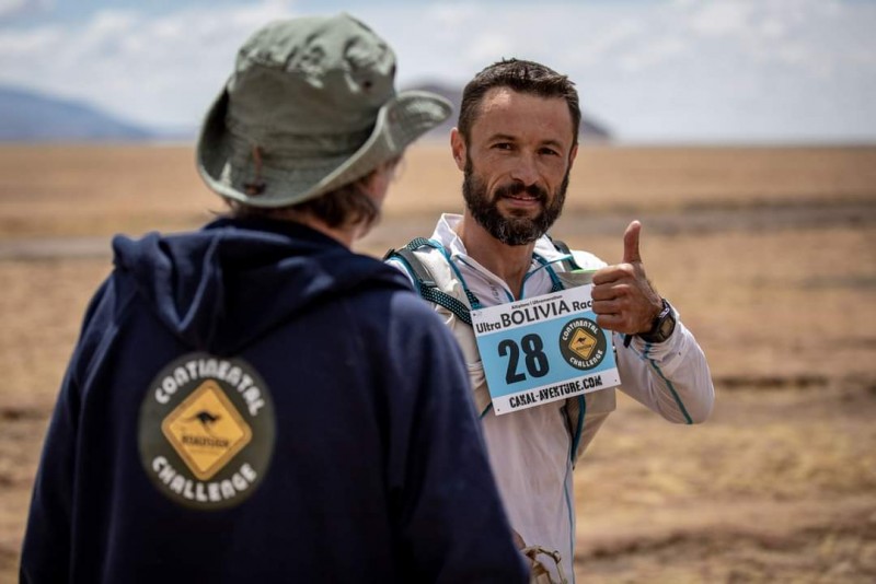 Iulian Rotariu se menține pe primele locuri la ultramaratonul The Track Namibia