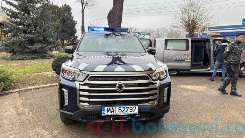 Jandarmii botoșăneni, dotați cu două noi autospeciale! (Foto, Video)