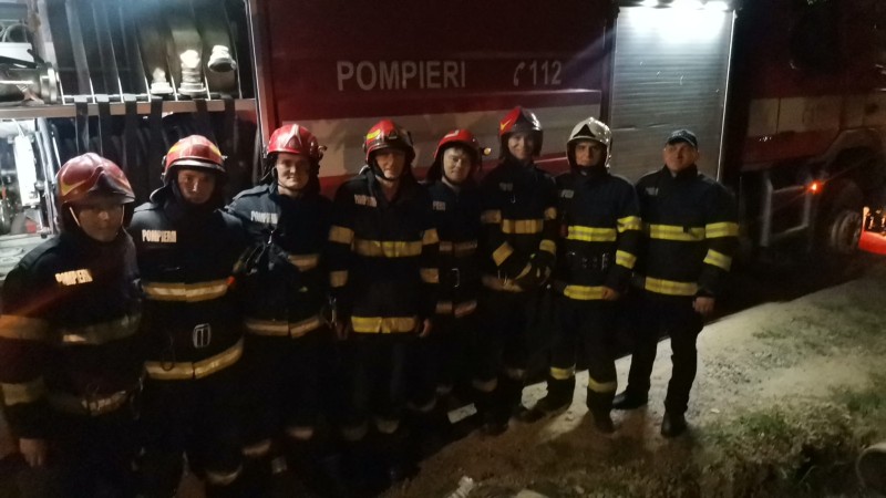 Luptă de mai bine de șase ore cu flăcările de la Agafton, din ce cauză a pornit incendiul!