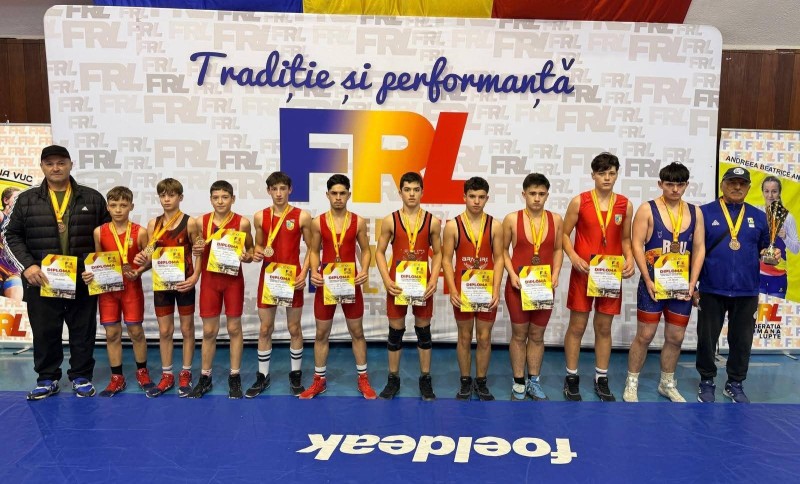 Luptătorii de la LPS Botoșani, medaliați la Cupa României de la Târgu Mureș! (Foto)