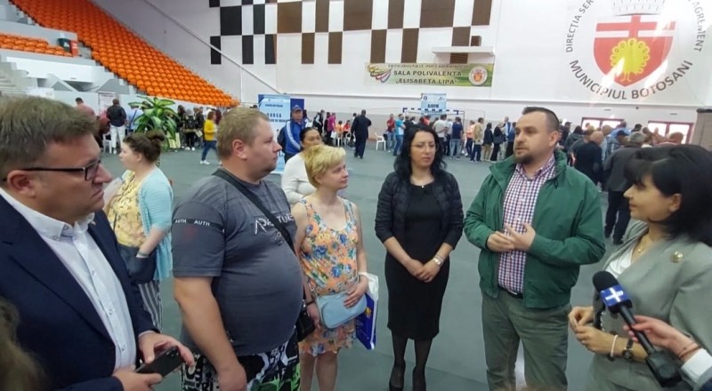 Mai mulți refugiați ucraineni cu dizabilități și-au găsit un rost în Botoșani, la Bursa locurilor de muncă (video)