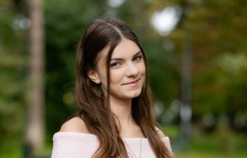 Marta, eleva din Botoșani cu cinci ”naționale” în anii de liceu sau cum faci performanță pe terenul mlăștinos al incertitudinilor! 