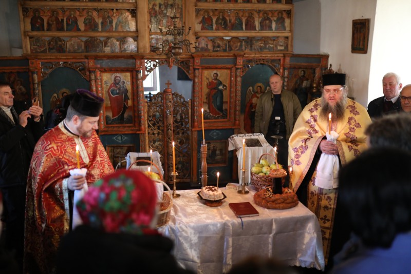 Mihai Eminescu pomenit în bisericuța familiei. Și ”o istorie foarte interesantă” cu una dintre mătușile Poetului! (Foto, Video) 