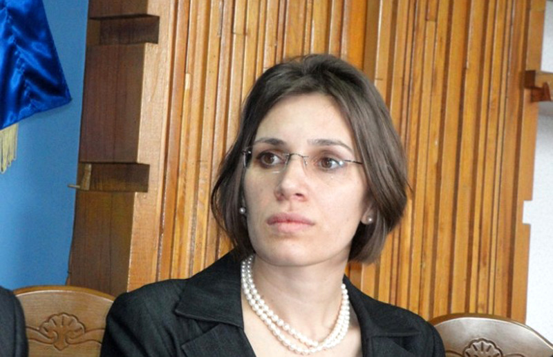 Ministrul Internelor despre Irina Alexe, secretar de stat MAI, pensionar la 42 de ani, cu o pensie de 13.000 de lei: Îi voi solicita să renunțe la una dintre cele două