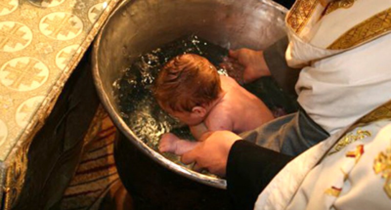 Noi proceduri la botez, după tragedia de la Suceava