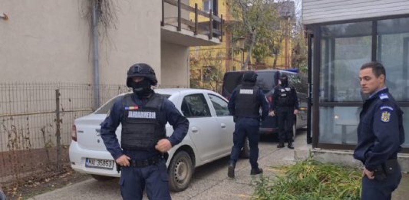 Polițist botoșănean reținut de procurorii DNA. 24 de vameși și polițiști urmăriți penal! - Video
