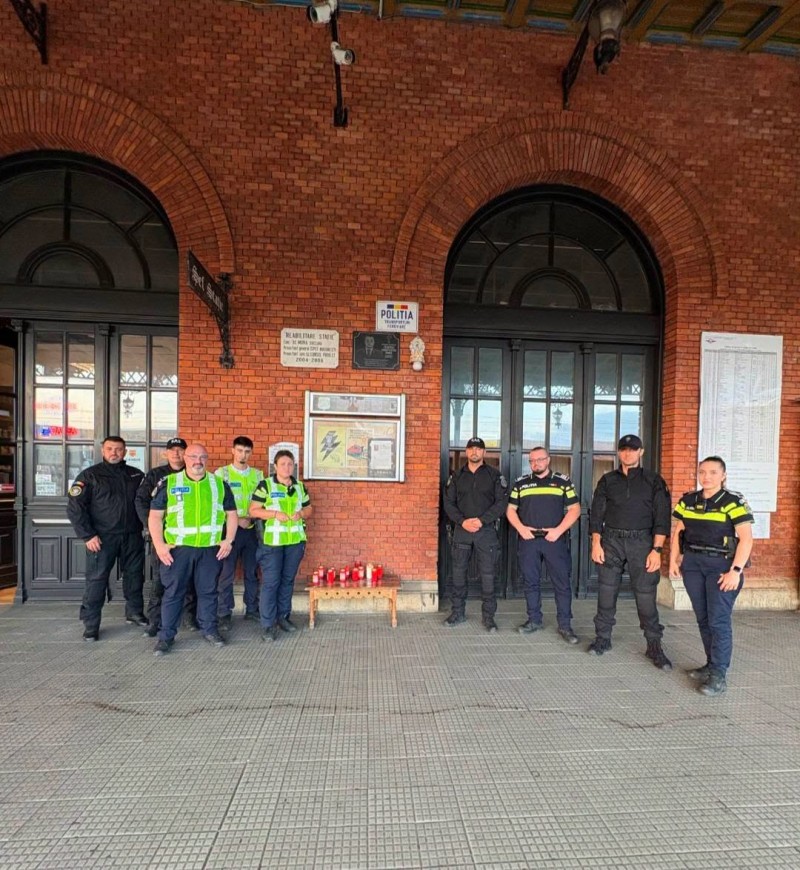 Polițiștii păstrează vie memoria colegului ucis mișelește pe peronul gării din Suceava! - FOTO