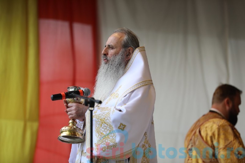 Preot nou la Botoșani. Va fi hirotonit de Înaltpreasfințitul Mitropolit Teofan