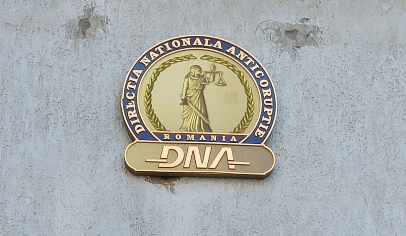Rețea de corupție la Garda de Mediu și APM Botoșani! DNA a intrat în forță: 26 de persoane și firme trimise în judecată!