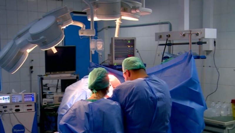 Secția de la „Mavromati” cu acces limitat la sala de operație. Medic: „Încercăm să facem ce se poate” (Video)