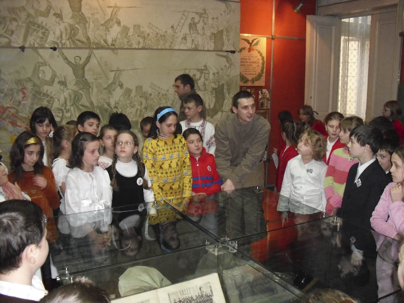 Sute de copii au sarbatorit Unirea la Muzeul de Istorie Botosani!