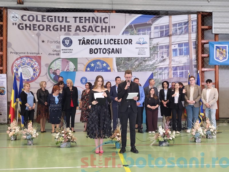 Târgul Liceelor la Botoșani, dedicat elevilor de clasa a VIII-a. Președinte CJE: „Totdeauna să vă urmați pasiunea și să credeți în voi” (foto, video)