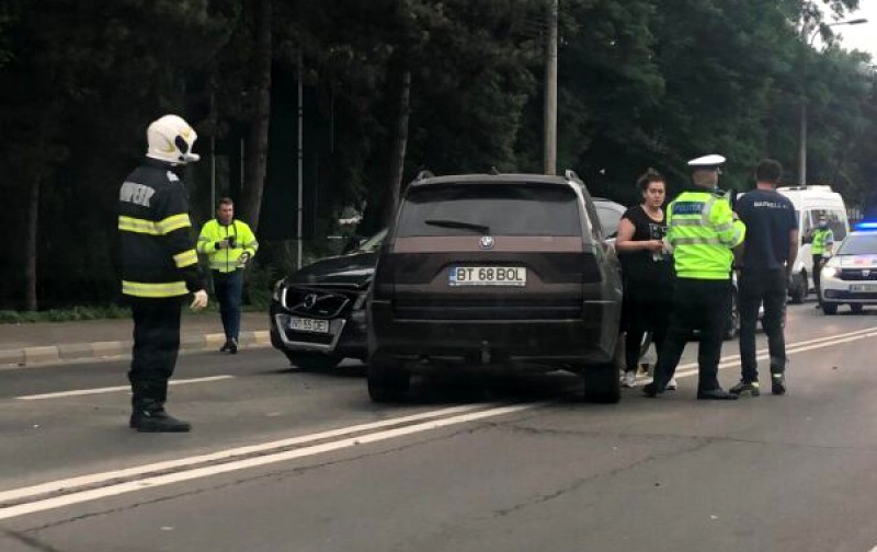 Un botoșănean a fost implicat într-un accident cu trei mașini la Suceava 