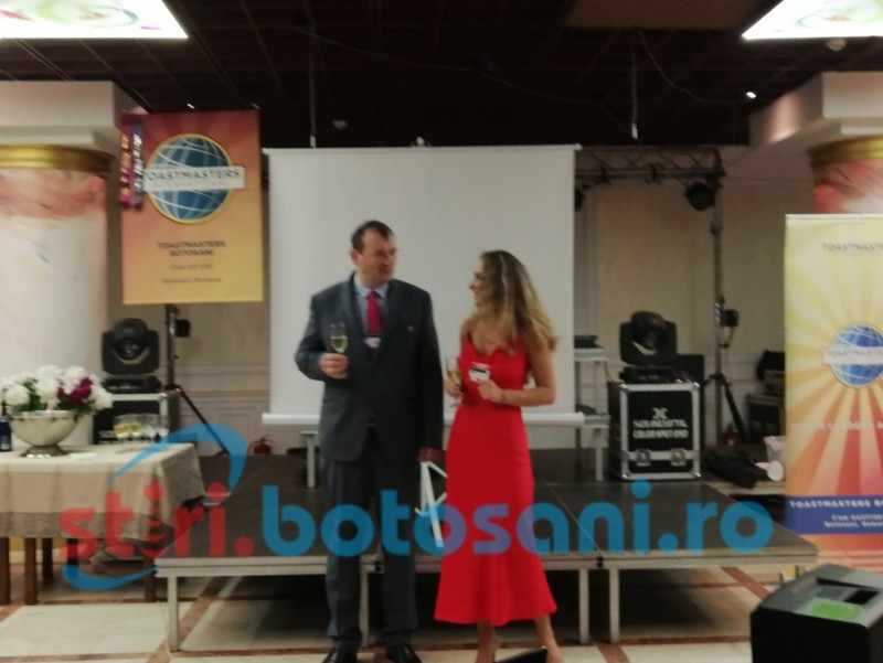 Un club din Botoșani oferă oportunități de dezvoltare personală iubitorilor de public - speaking și leadership