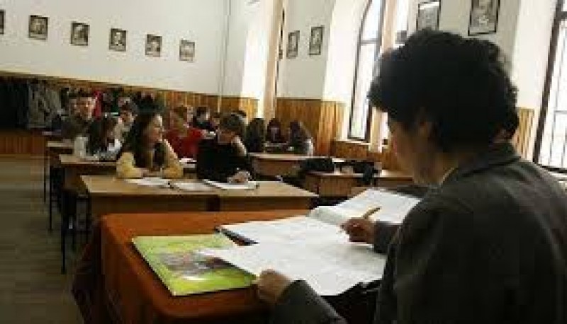 VEZI lista candidaţilor care acced la un loc în Corpul Naţional de Experţi în Management Educaţional!