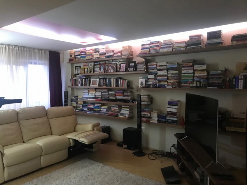 Apartament 4 camere Restaurant Rapsodia
