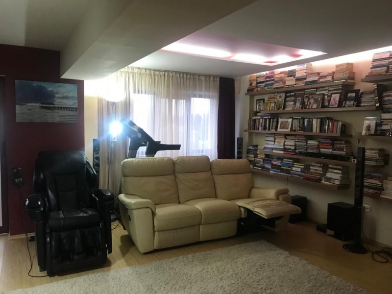 Apartament 4 camere Restaurant Rapsodia
