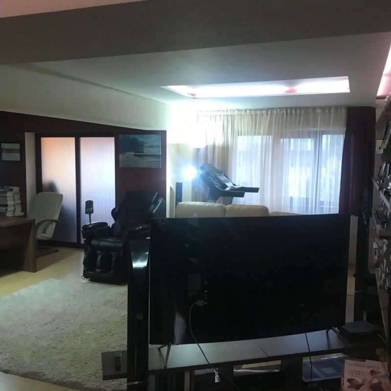 Apartament 4 camere Restaurant Rapsodia